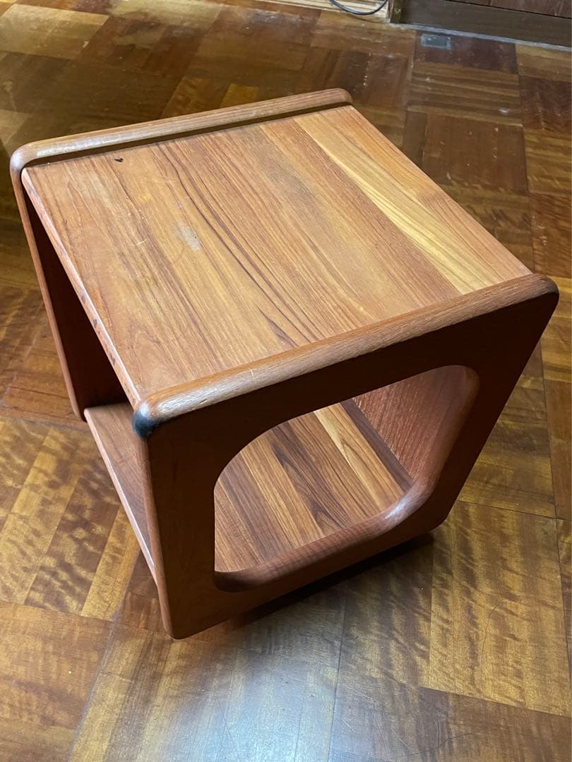 デンマークTOFTEN キャスター付きサイドテーブル