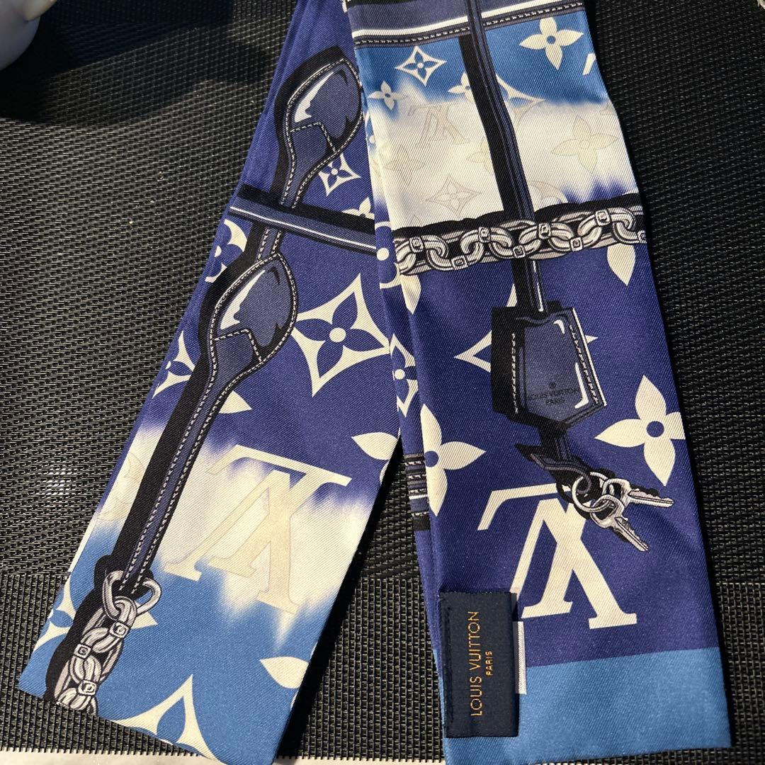 LOUIS VUITTON スカーフ ブルー