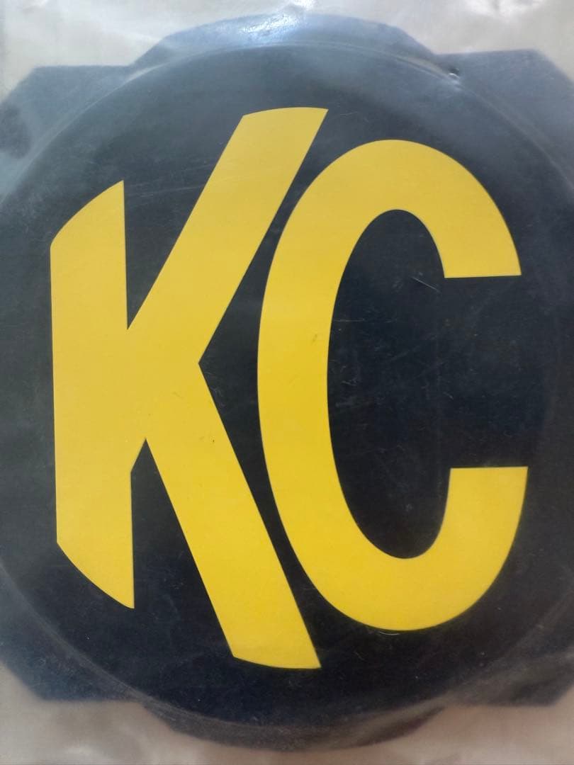 KC ライト　KC HiLiTES ブラックハードカバー　 イエロー KCロゴ