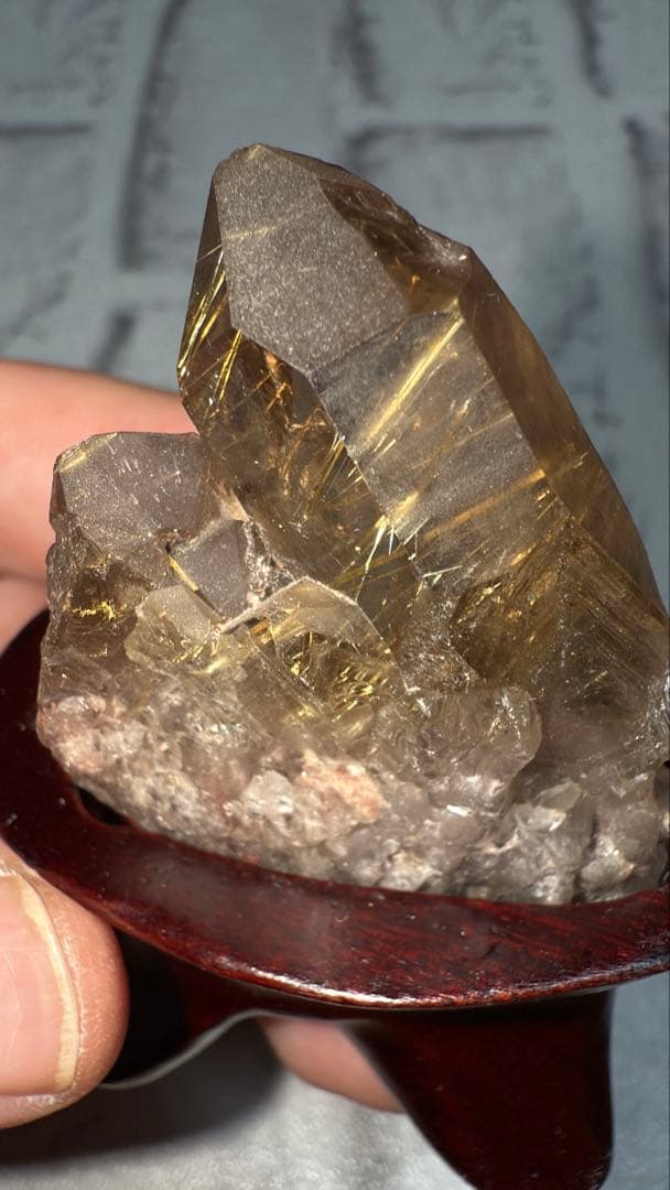 ⑤ブラジル産 タイチンルチルクォーツ マスター 原石クラスター 特注手彫専用台座