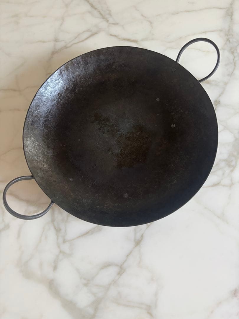 成田理俊　両手パン