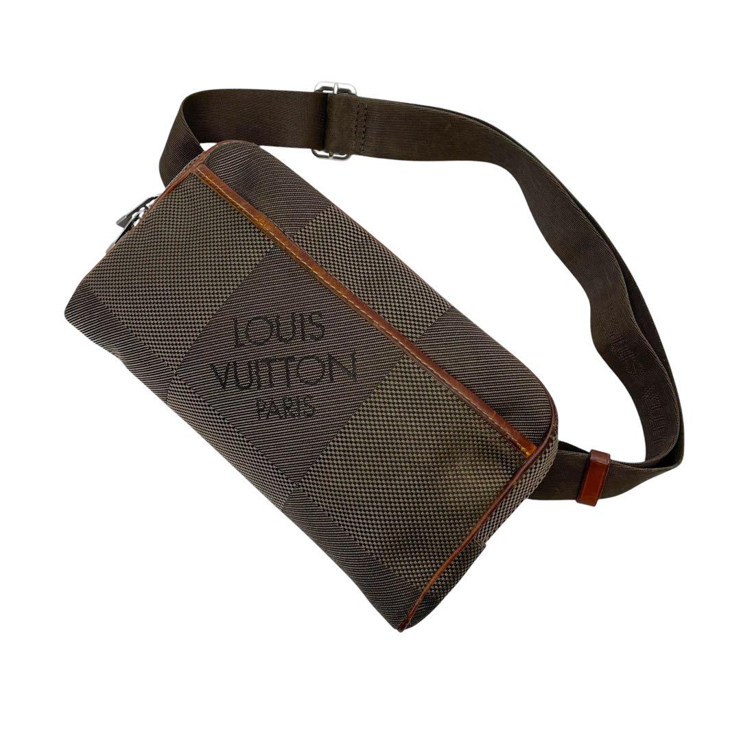 ルイヴィトン ダミエ ジェアン アクロバット ウエスト ボディ バッグ.