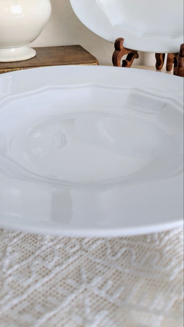 フランス モントロー シンプルな丸皿 ペールブルー