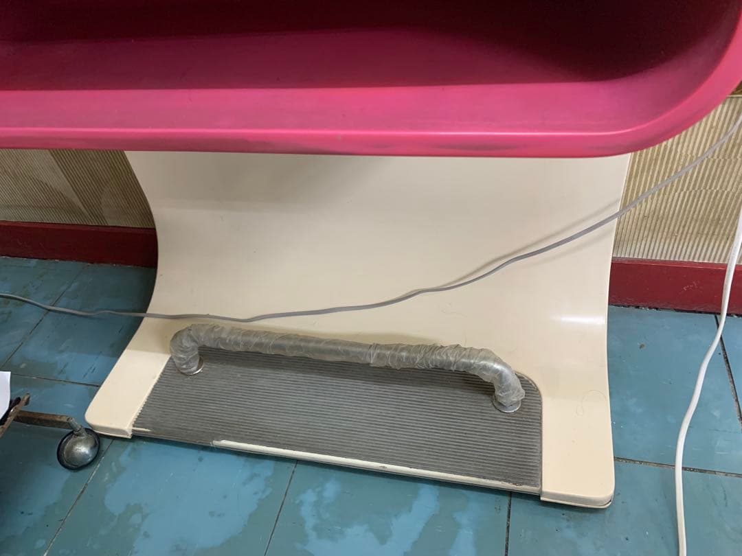 【良品】ピエールカルダン　ミラー　レッド　美容室