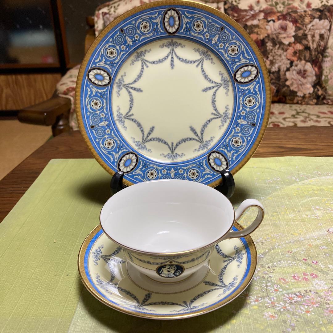 ウェッジウッド　マデリン　トリオセット②