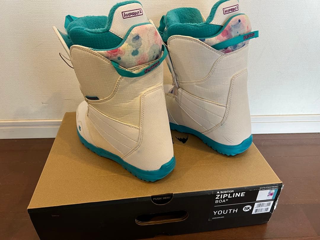 さらに値下げBurton Zipline ブーツ (子ども用)