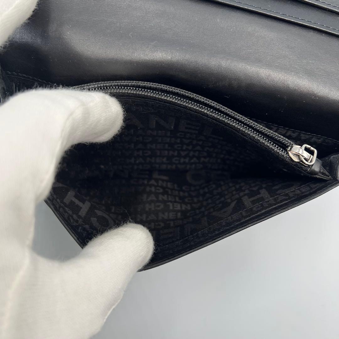 CHANEL マトラッセ ラムスキン ビッグロゴ 二つ折り長財布 黒