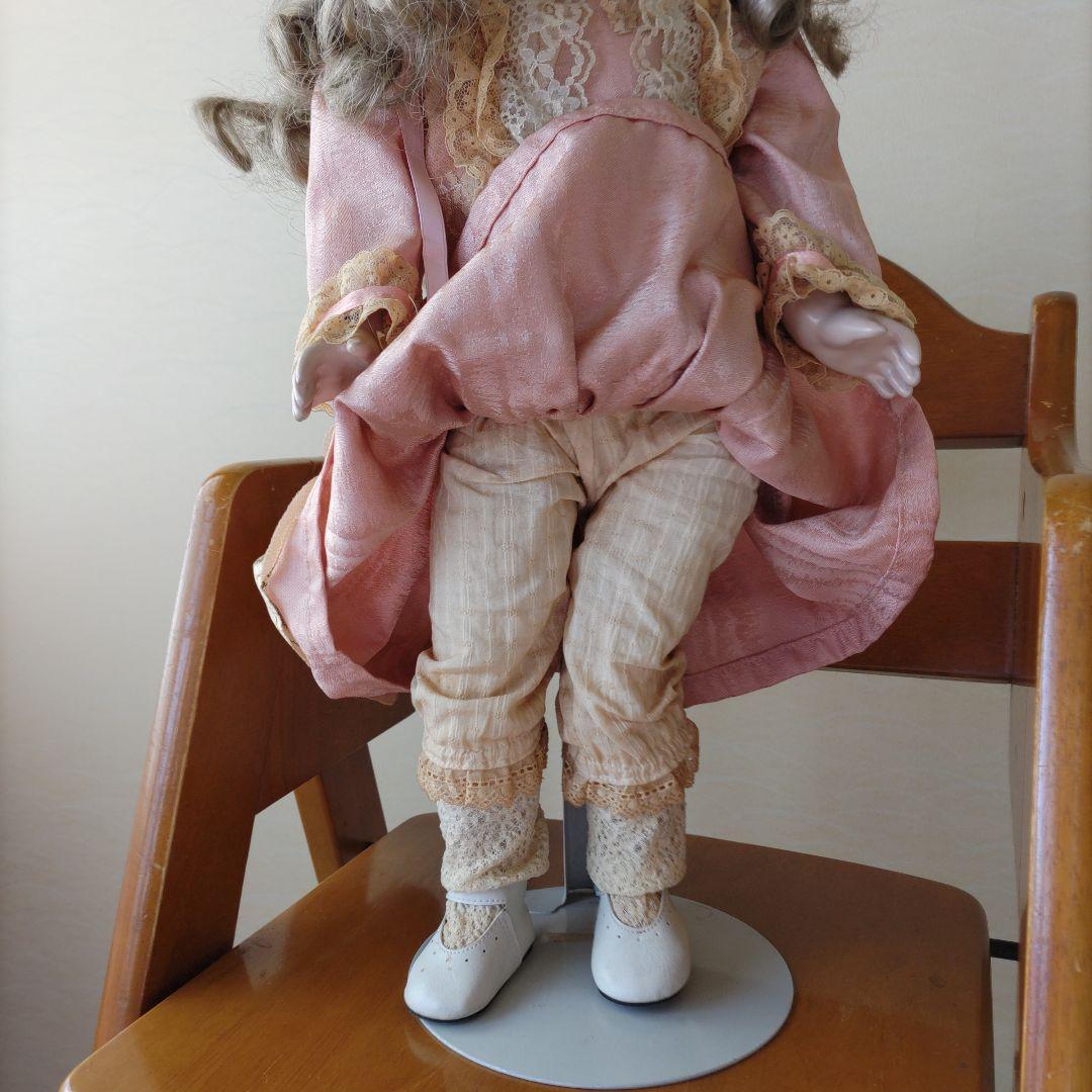 お取り置き　めりこさま分　スタンドつき　アンテ−クビスクドール胴体のみです。