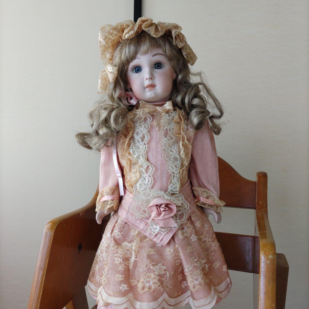 お取り置き　めりこさま分　スタンドつき　アンテ−クビスクドール胴体のみです。