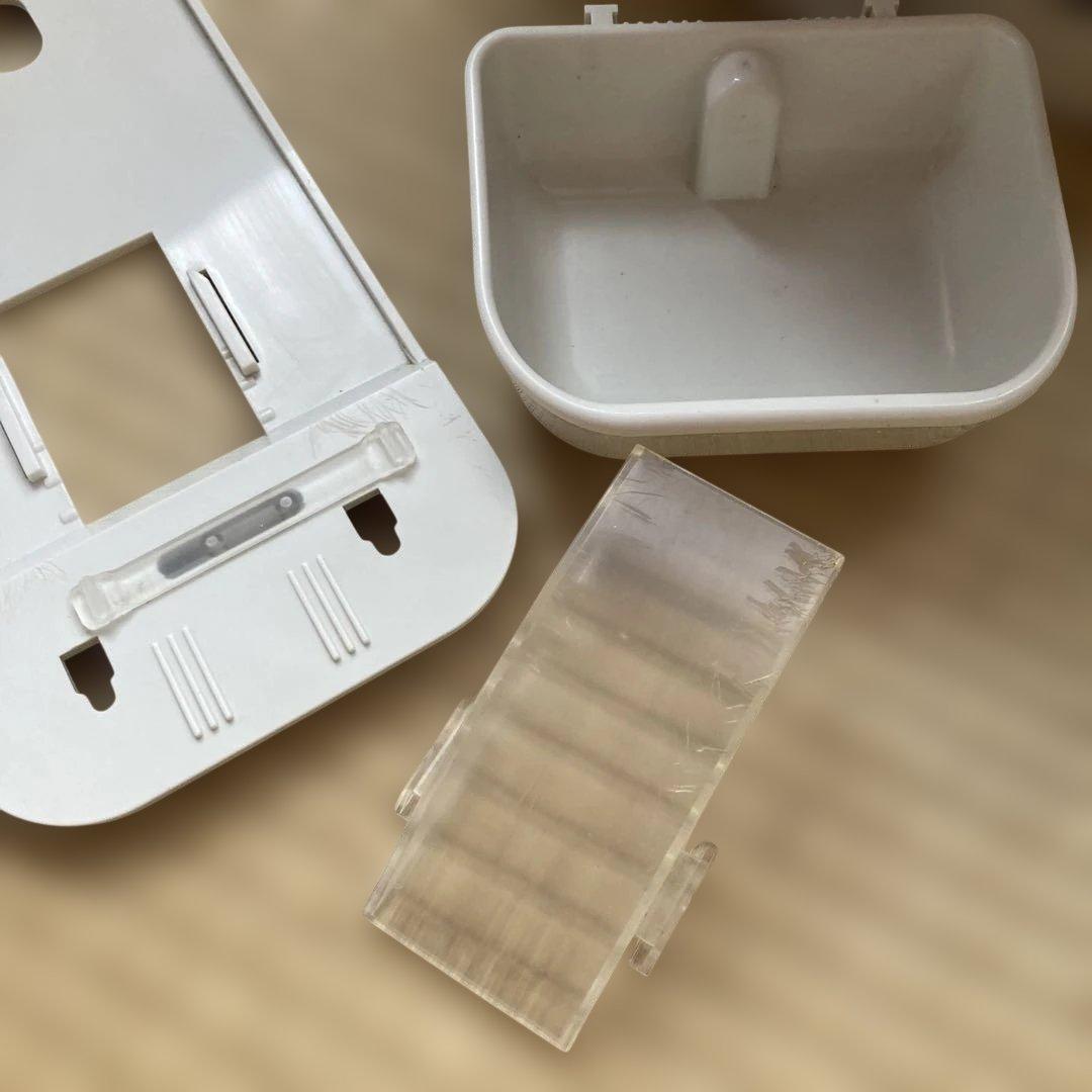 ミニマルランド うさぎの安心オートフィーダー 自動給餌器　小動物うさぎ