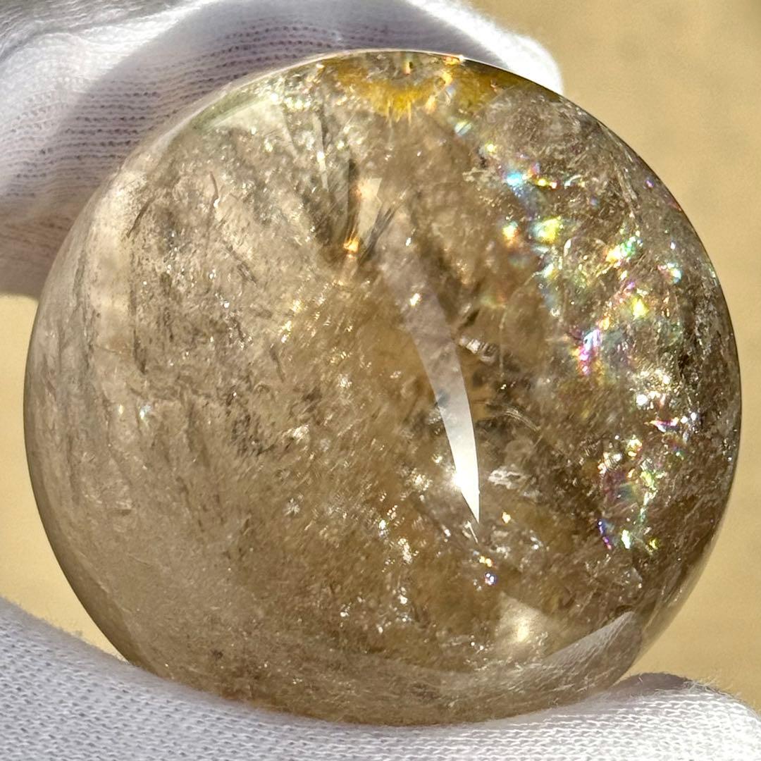 ライトスモーキークォーツ　スフィア　リモナイトイン　ブラジル産　天然石