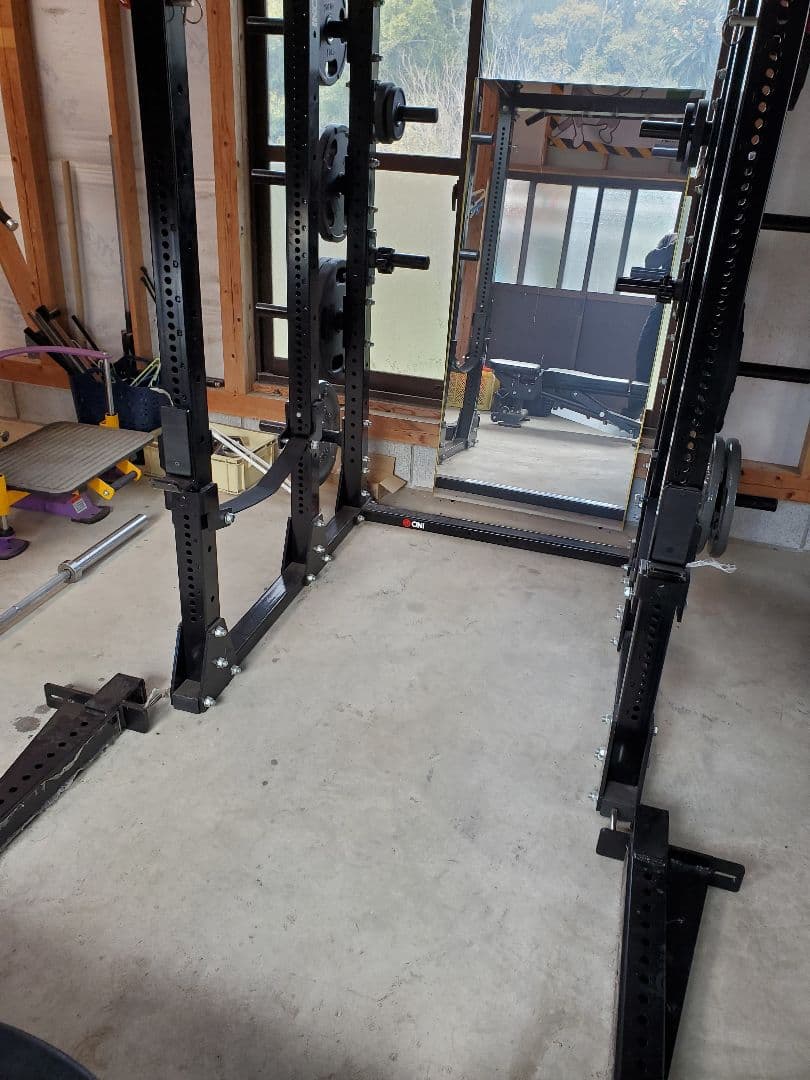 引き取り限定　鬼パワーラック kongou のアジャスタブルベンチも付けます。