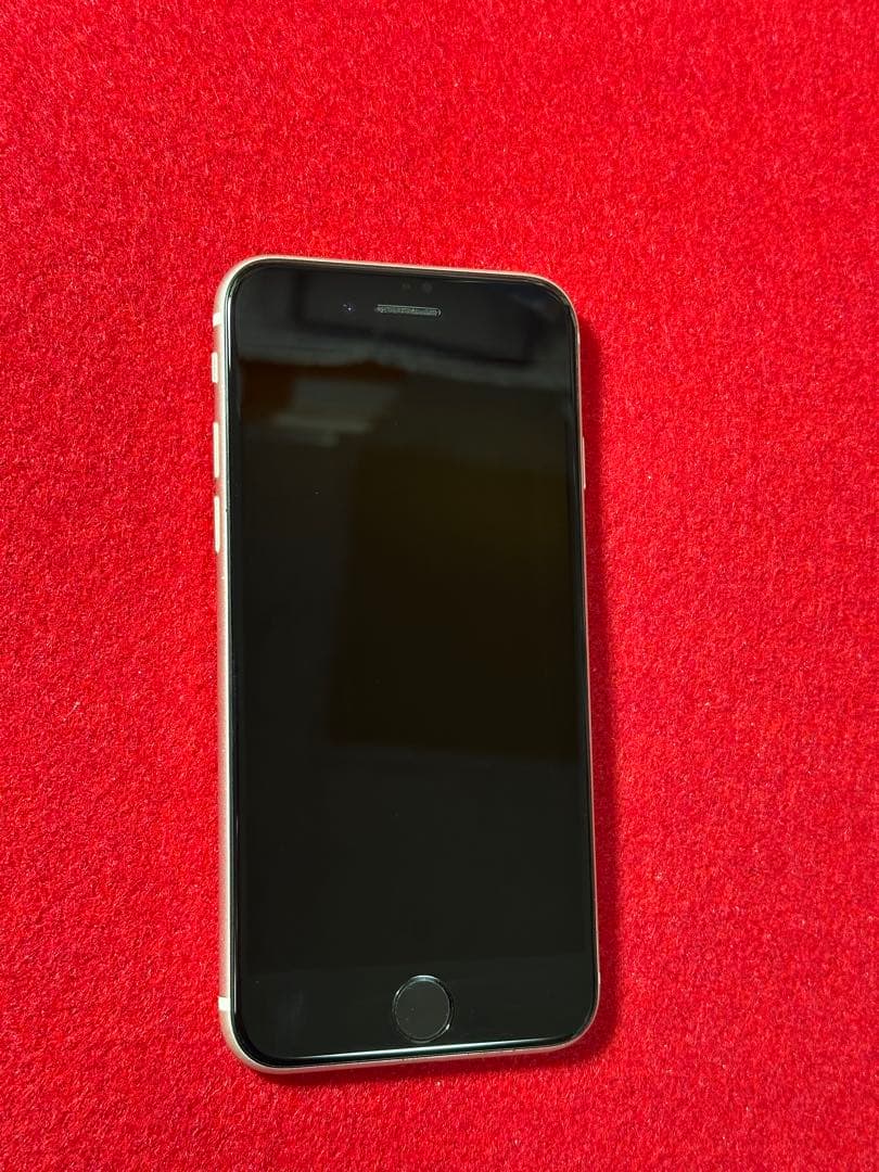 【7636】iPhone SE3第3世代スターライト 64GB simフリー