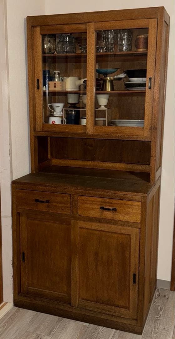古家具 ガラス引戸キャビネット 食器棚 水屋箪笥 無垢材 古道具