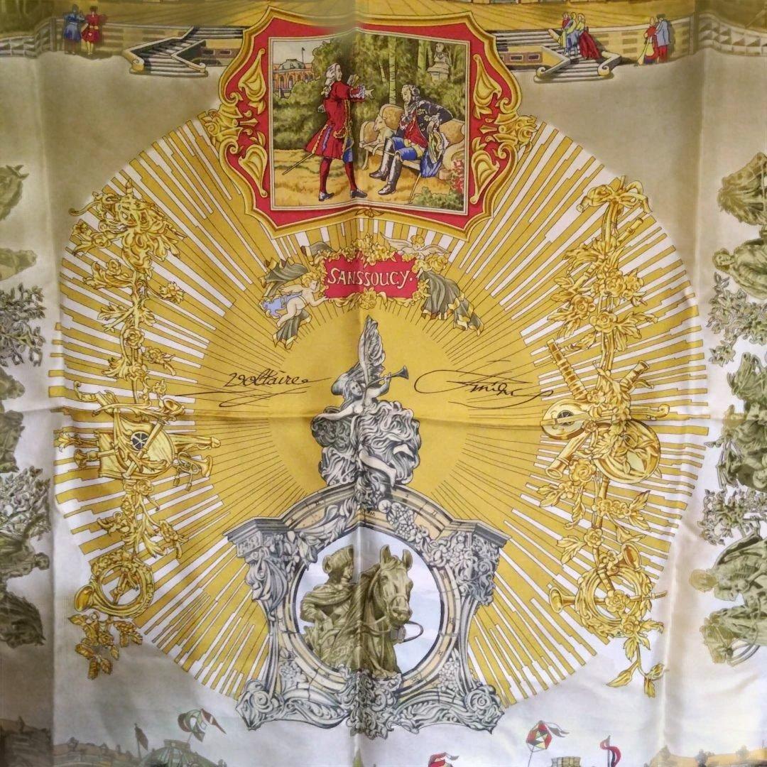 HERMES スカーフ(赤、金色)カレ90