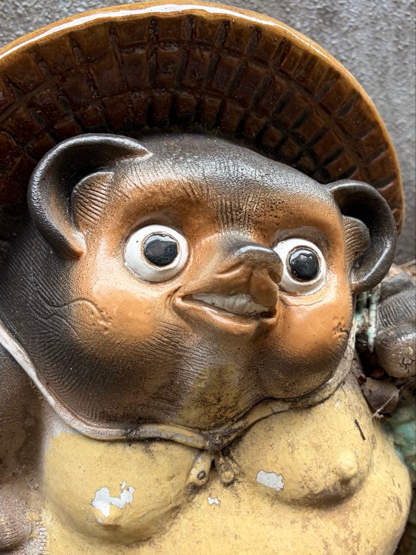 狸 縁起物 陶器製 約56cm 麦わら帽子 置物