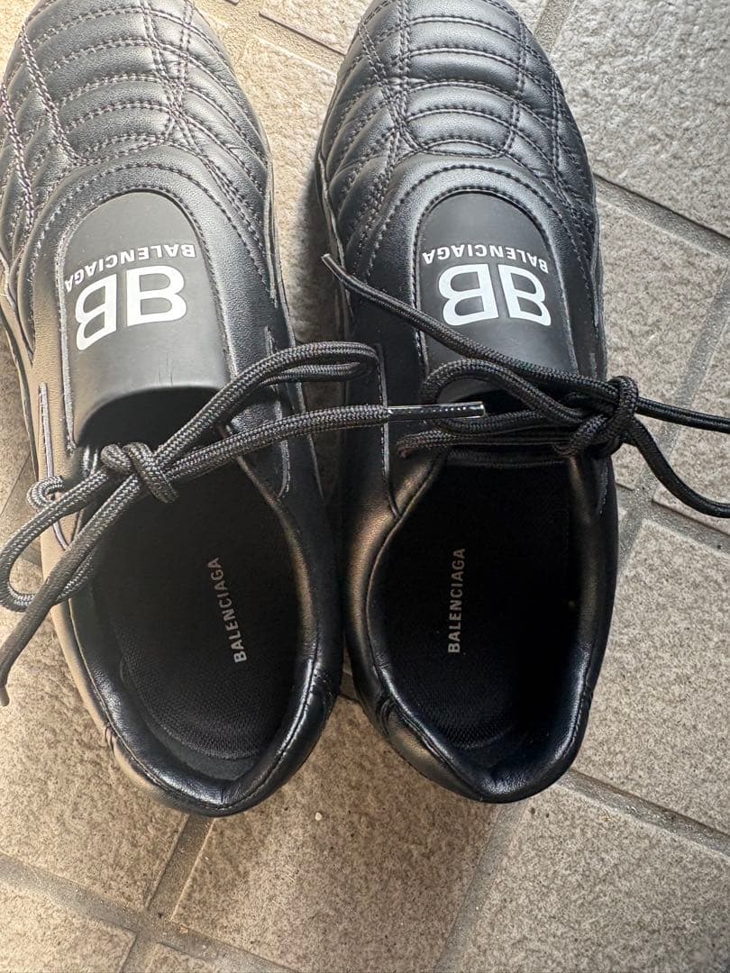バレンシアガ　スニーカー　balenciaga zen sneaker