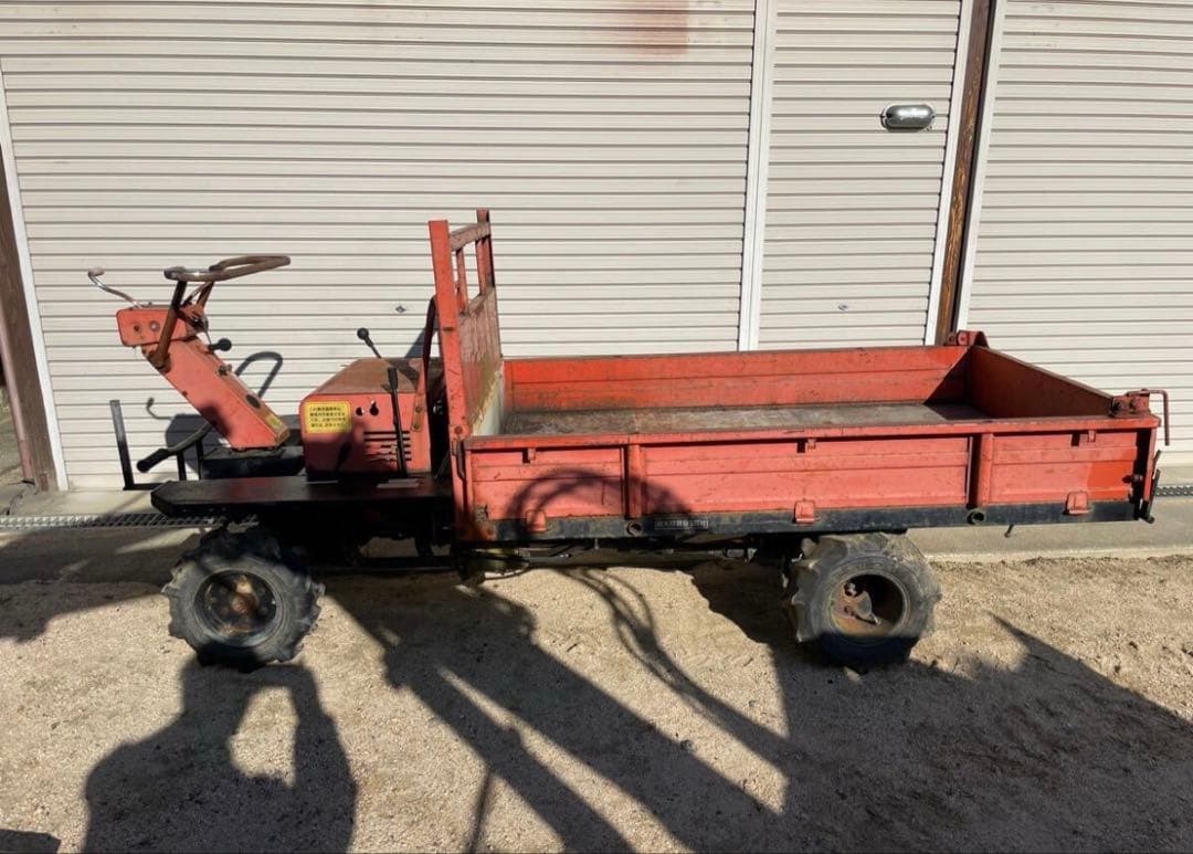 運搬車　ダンプ　4WD