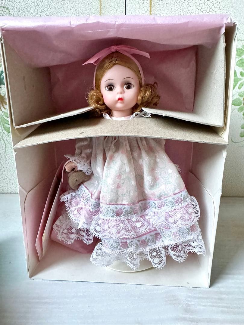 人形 Madame Alexander WENDY with Toy Bear