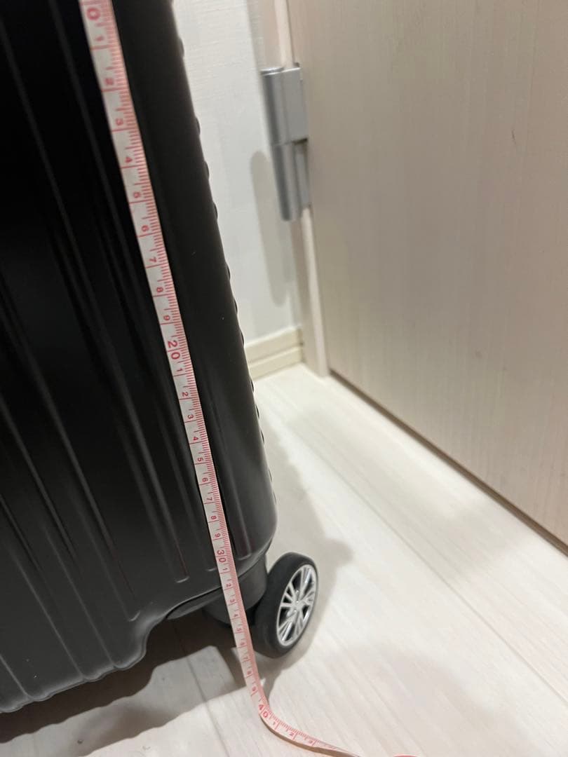 TAKEO KIKUCHI ブラックキャリーケース