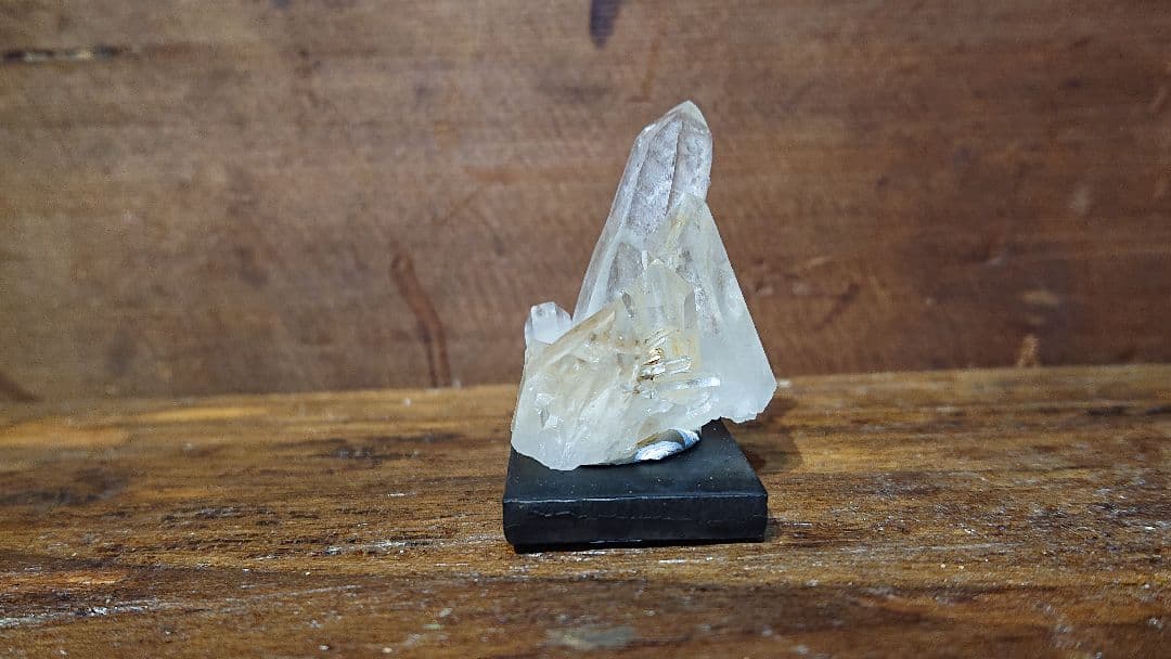 国産水晶のクラスター オブジェ