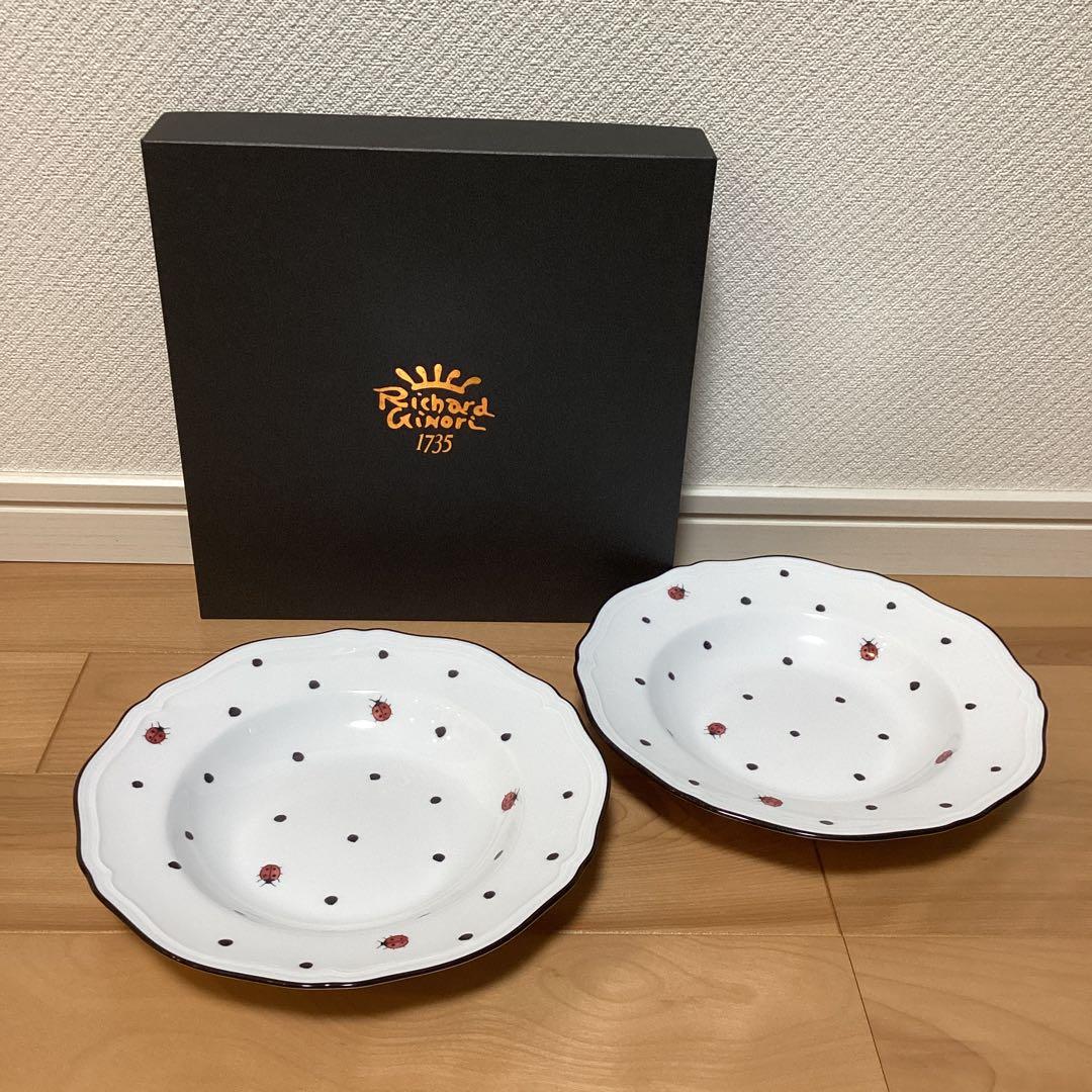 リチャード ジノリ　イタリアンポア　テントウムシ　スタプレート