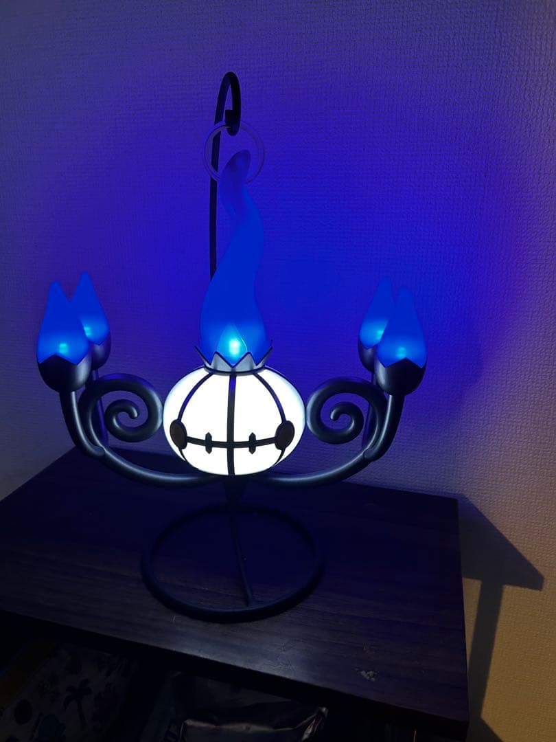 炎がまたたく LEDライト シャンデラ