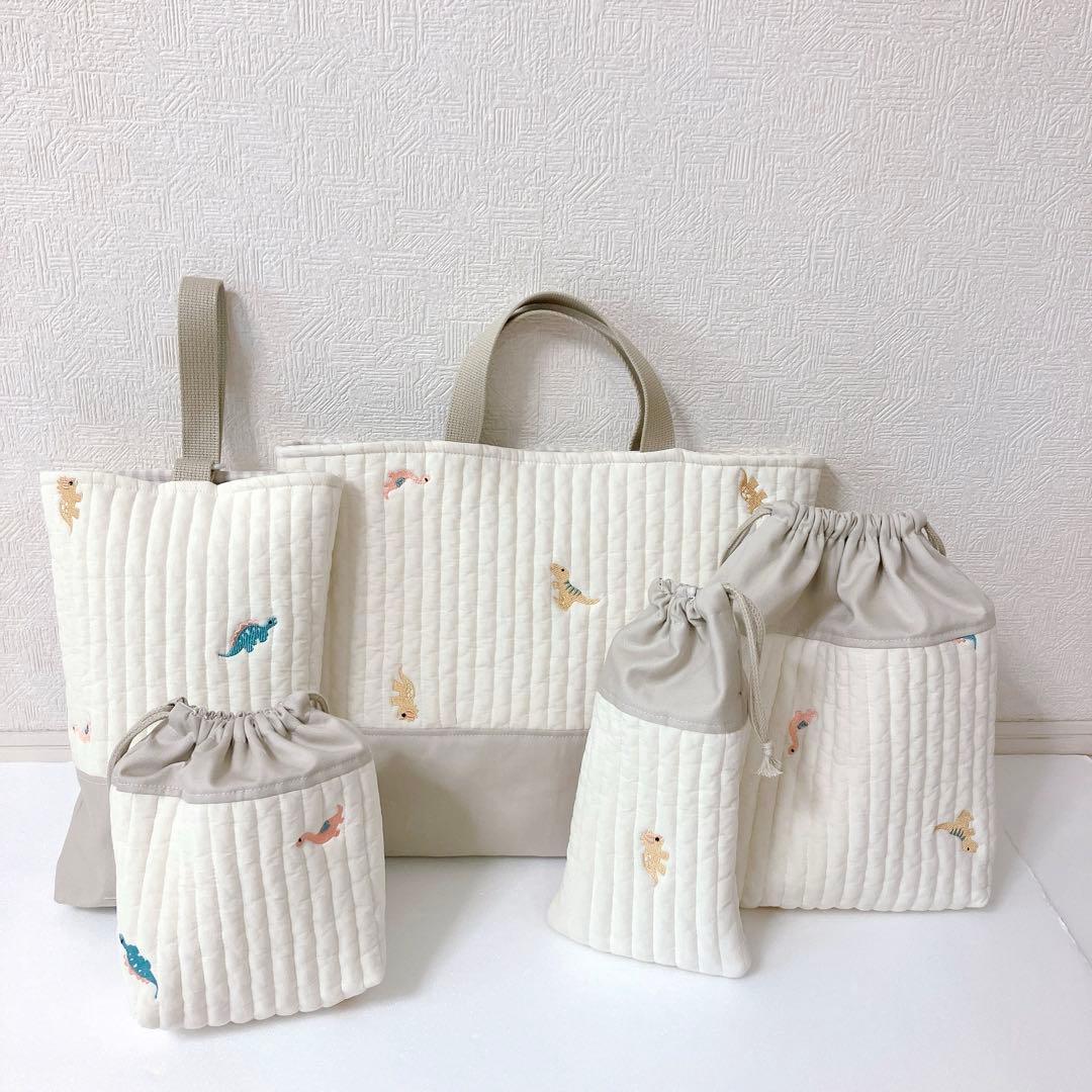 レッスンバッグ 上履き入れ　体操服袋　巾着　箸箱袋　ヌビ　恐竜刺繍