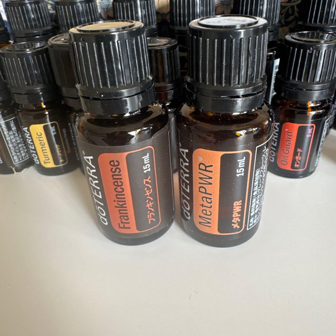 ドテラ　doTERRA フランキンセンス & PWR 各15mL