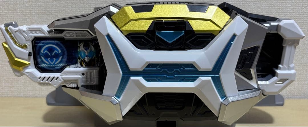 DXゼインドライバー&ゼインプログライズキー（修正版）&ゼインカードセット