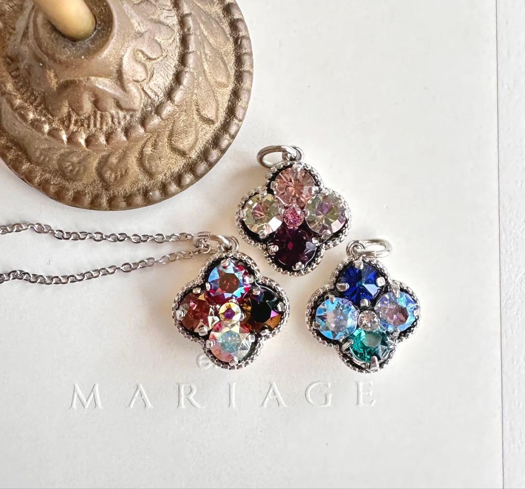 スワロフスキークリスタル®︎ 朝焼けの大聖堂　ステンドグラス　ポニーフック