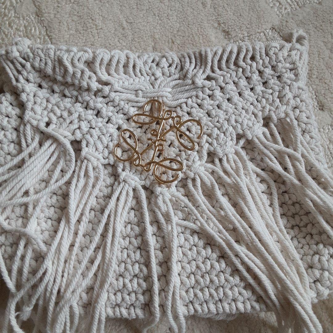 『美品』LOEWE ゴールド キーホルダー・キーリングとブローチセット