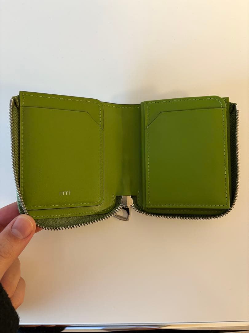 ITTI　イッチ　財布　(LIGHT GREEN)