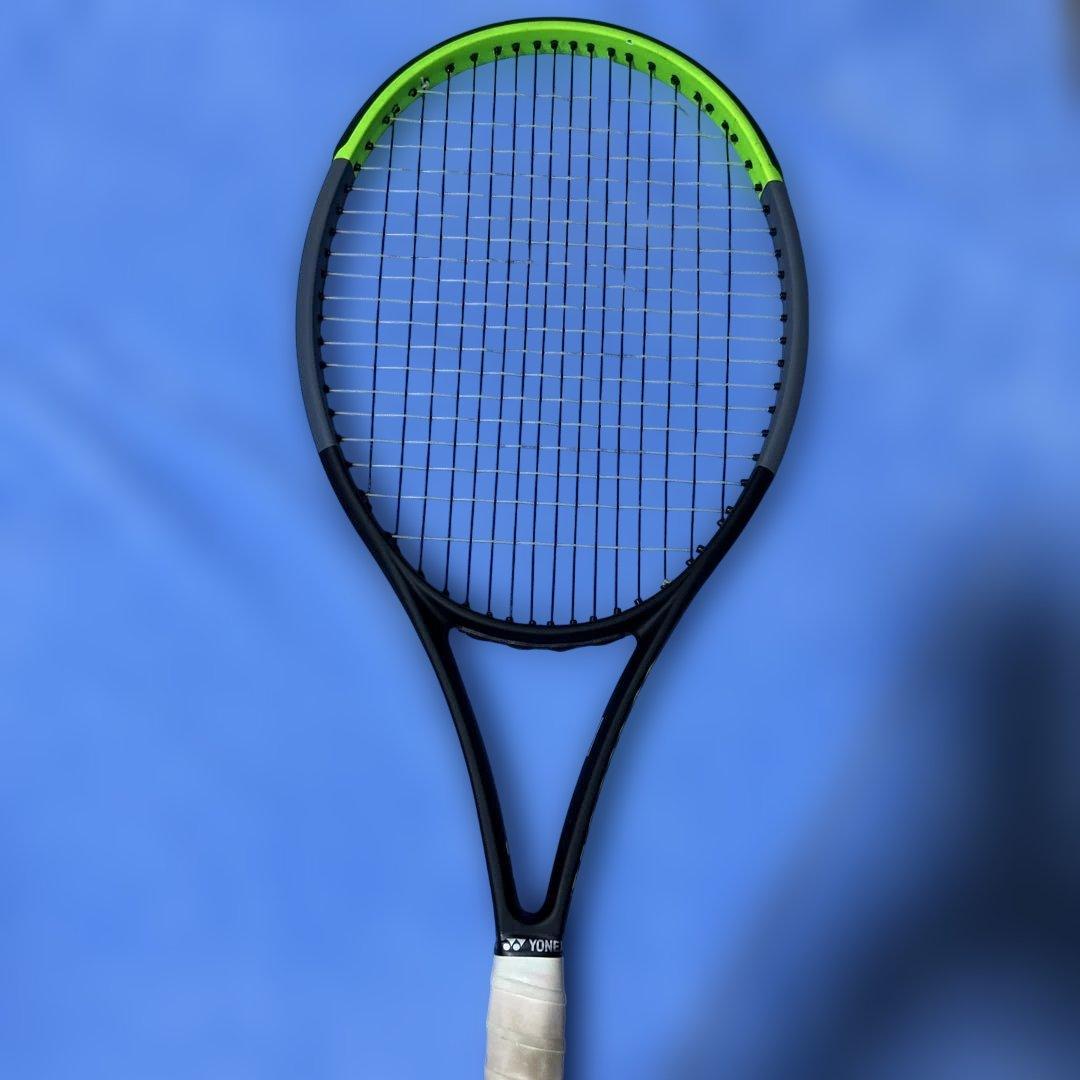 ウィルソン硬式テニスラケット　ブレード100L G2