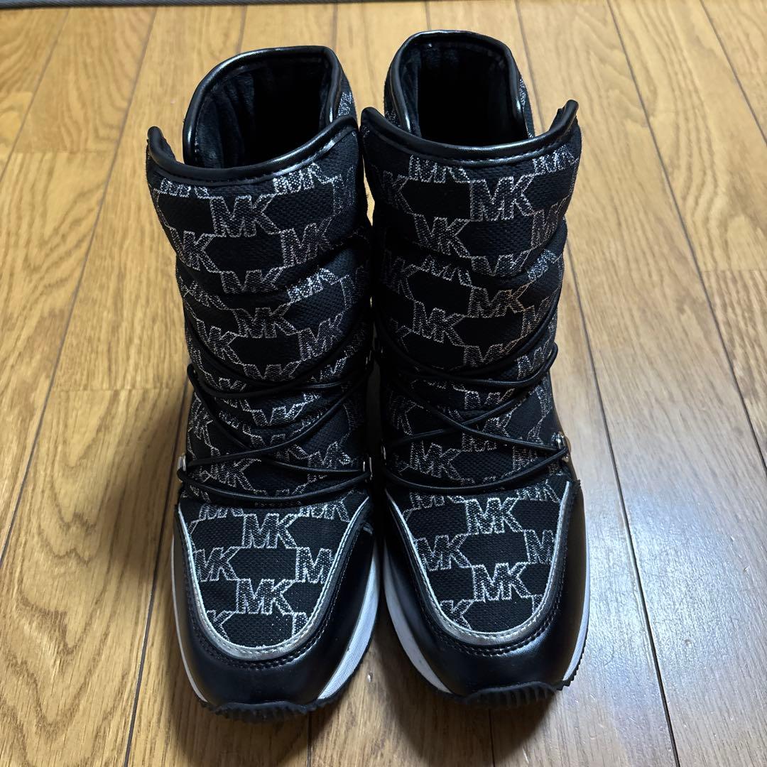 マイケルコース　ハイカットスニーカー