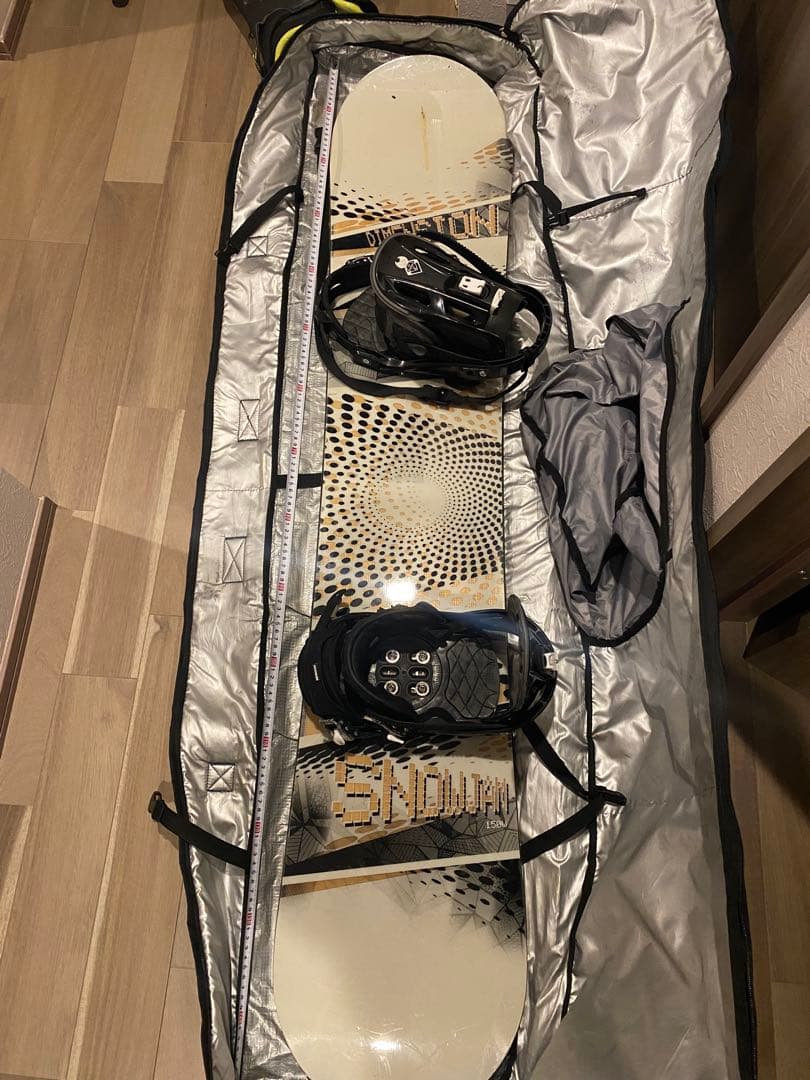 スノーボードセット　ボード、ブーツ