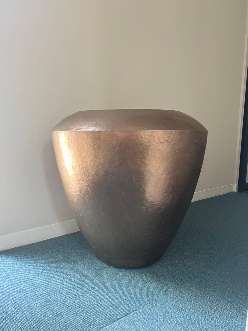【引き取り限定】ブロンズ円形プランター 高さ55cm 東京都