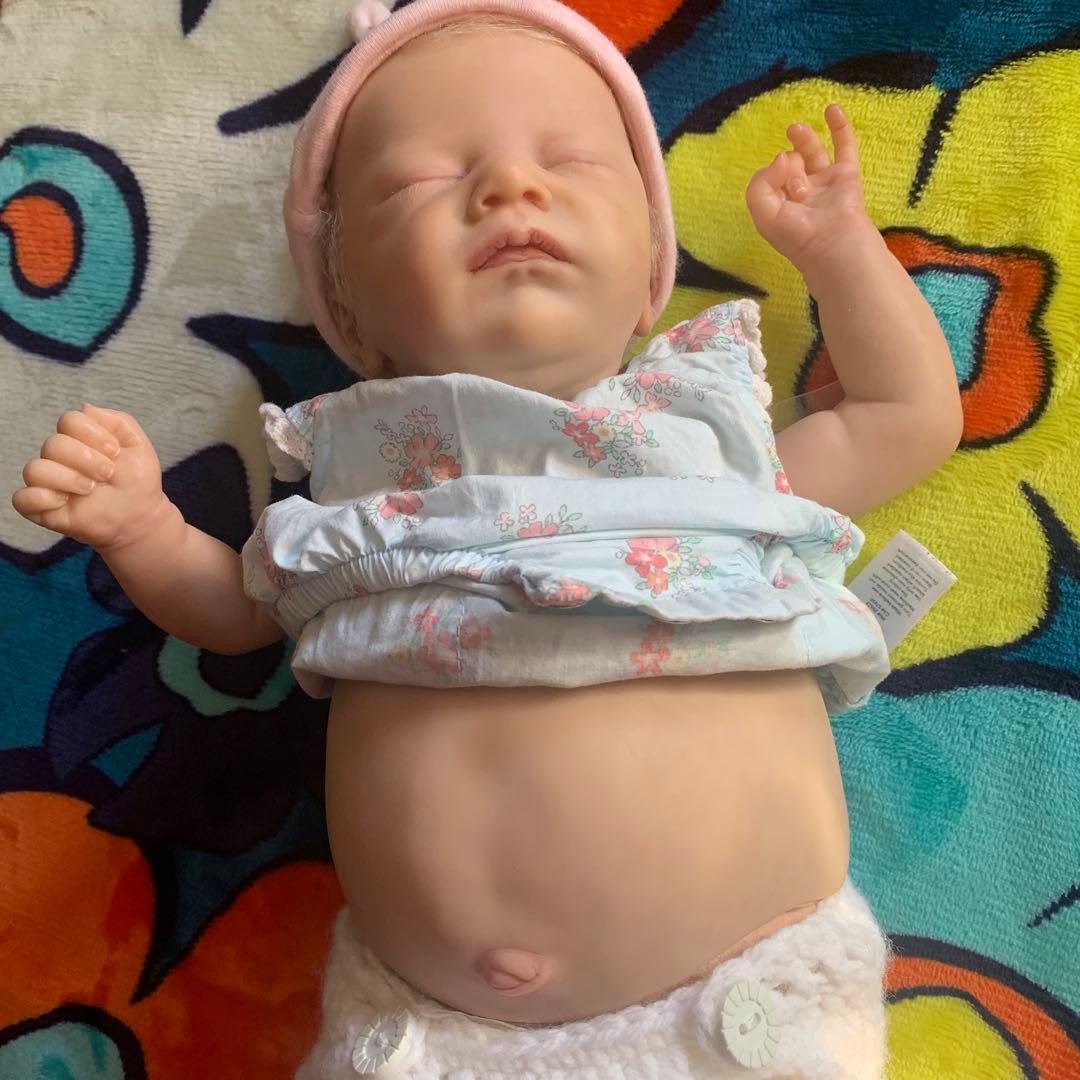 リリー様リボーンドール♡優しい寝顔のシャーロットちゃん♡