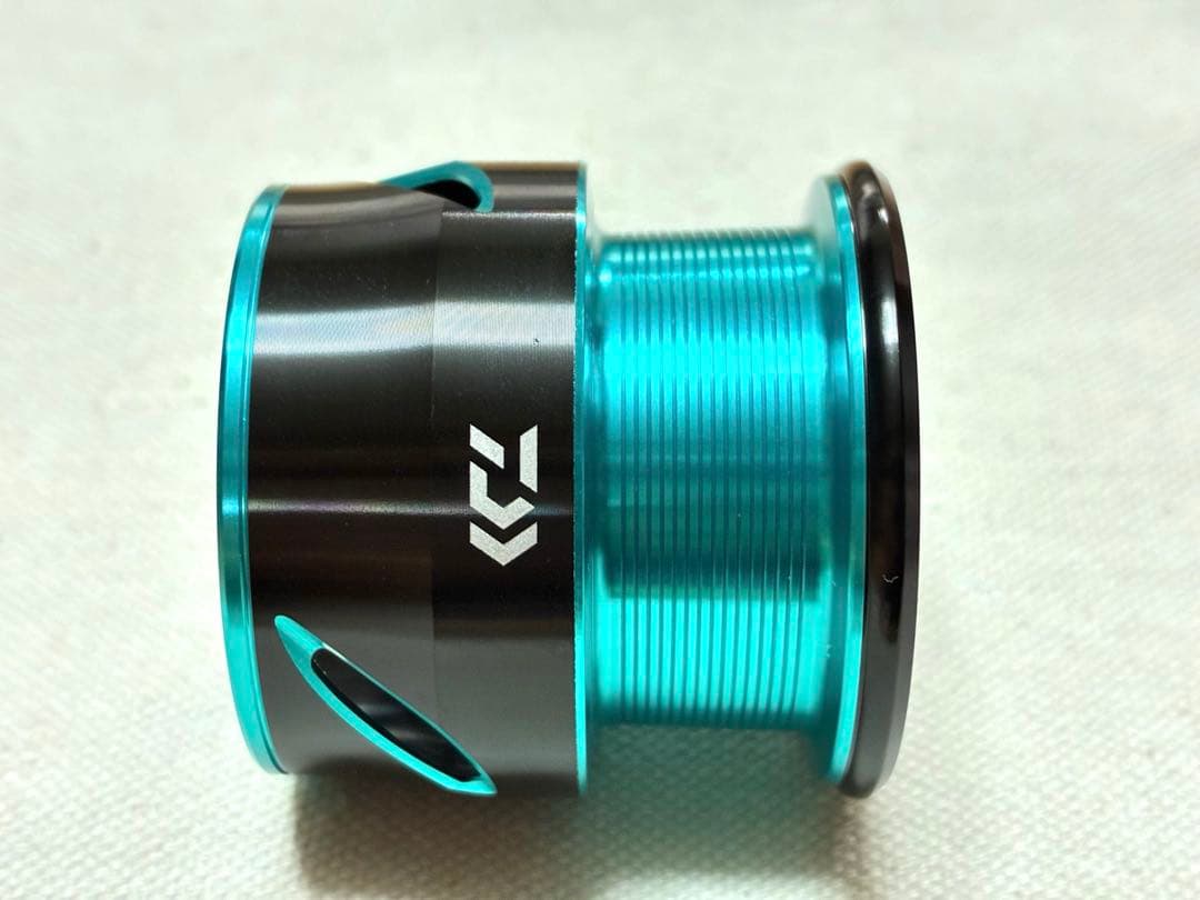 【極美品】Daiwaリール21EME AIR LT2500-DH【純正スプール】