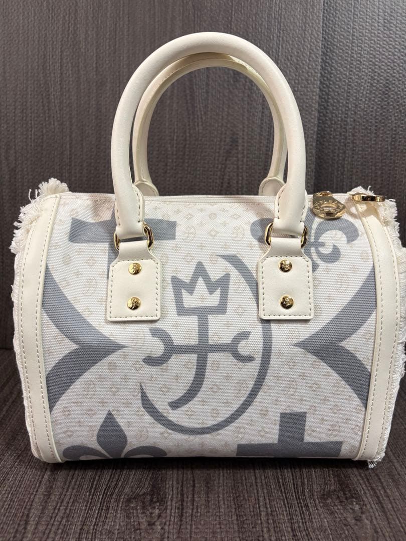 カステルバジャック　バッグ ホワイト　定価20,900円