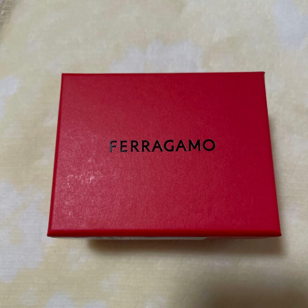 フェラガモ ガンチーニ クリスタル パール ピアス ゴールド アクセサリー