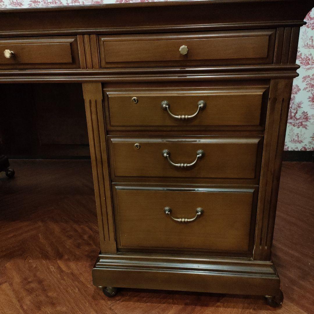 豪華クラシック書斎両袖 木製デスク 幅180㌢キャスター付き鍵付き