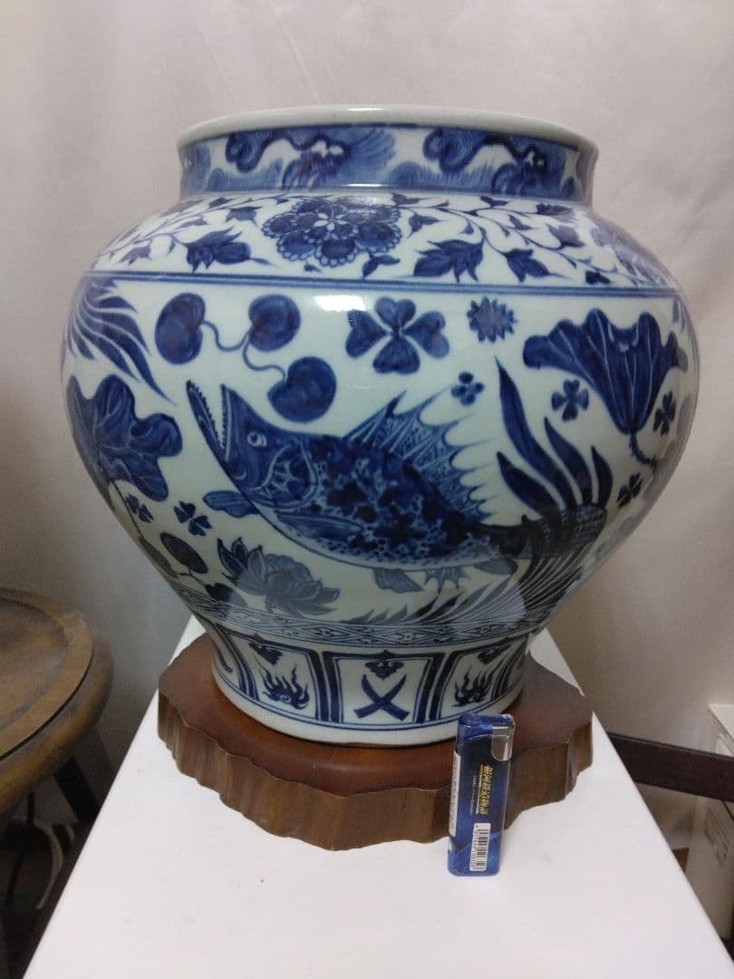 中国美術青花魚藻紋壺