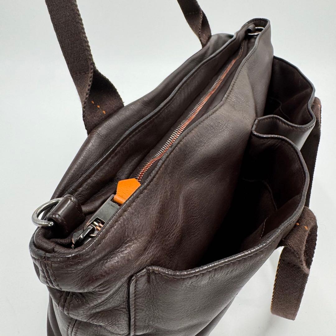 エルメス キャラバンオリゾンタルPM ヴォーデルマ レザー トートバッグ 肩掛け