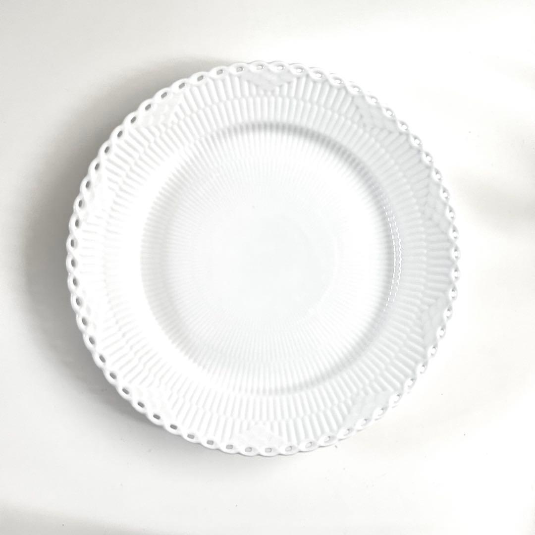 新品ロイヤルコペンハーゲン ホワイトフルーテッド フルレース 27cm