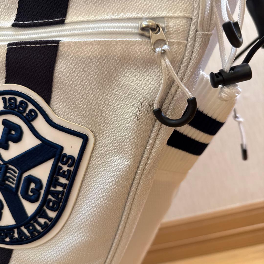 パーリーゲイツゴルフバッグ・キャディバッグ ホワイト　アイアンカバー付き