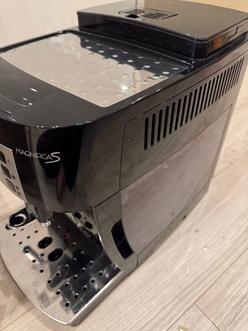 あ*む様 デロンギ マグニフィカS ECAM2212B 全自動コーヒーメーカー