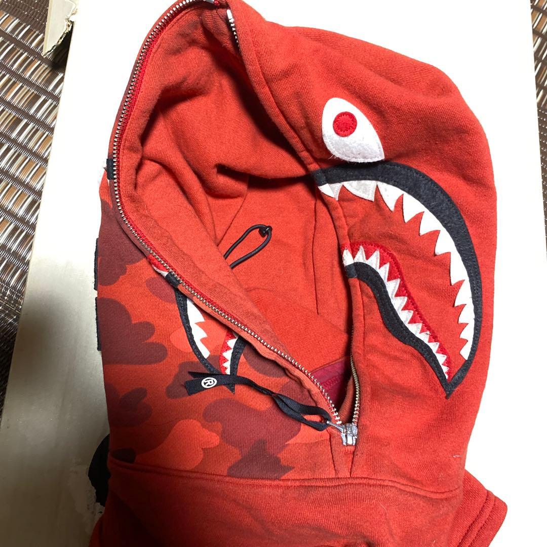 APE WGM シャークデザイン ネックウォーマー