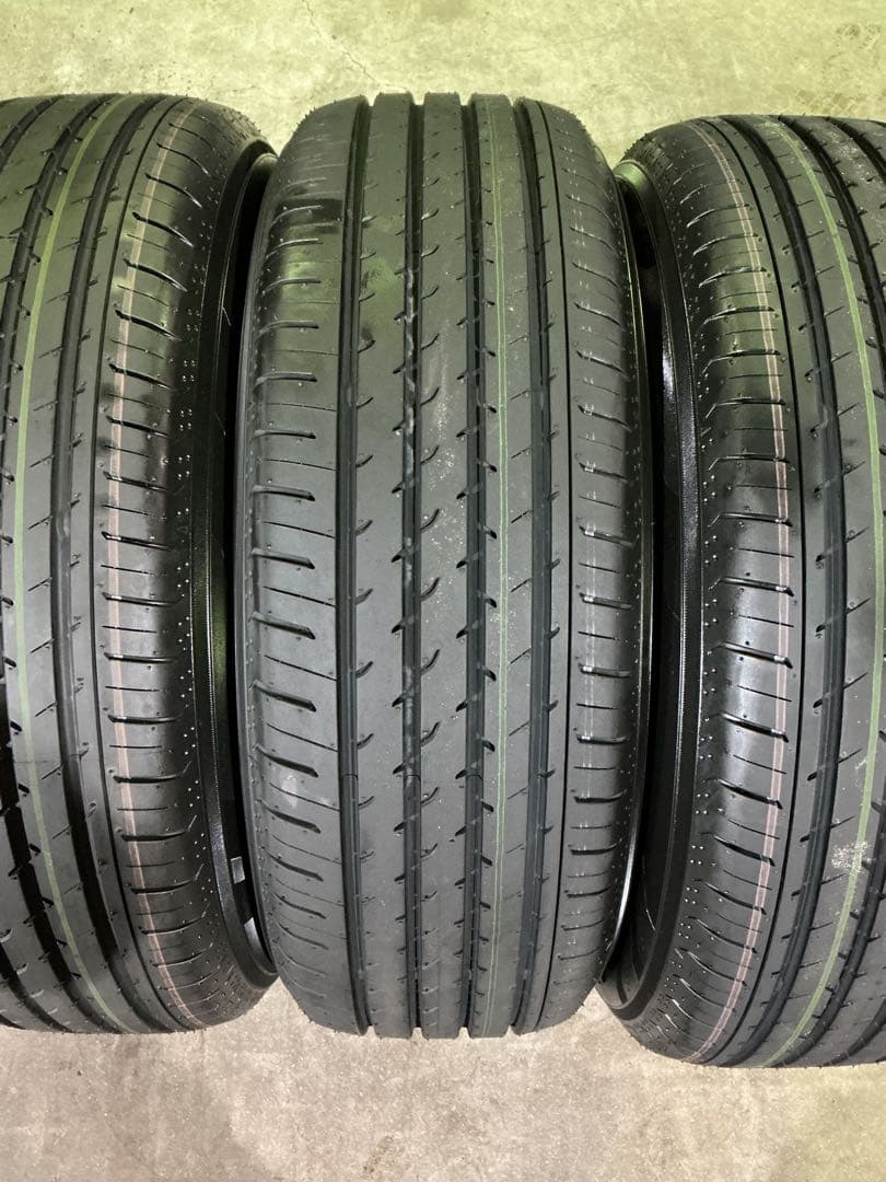 225/60R18 新車外し ヨコハマ アドバン アルファード ヴェルファイア