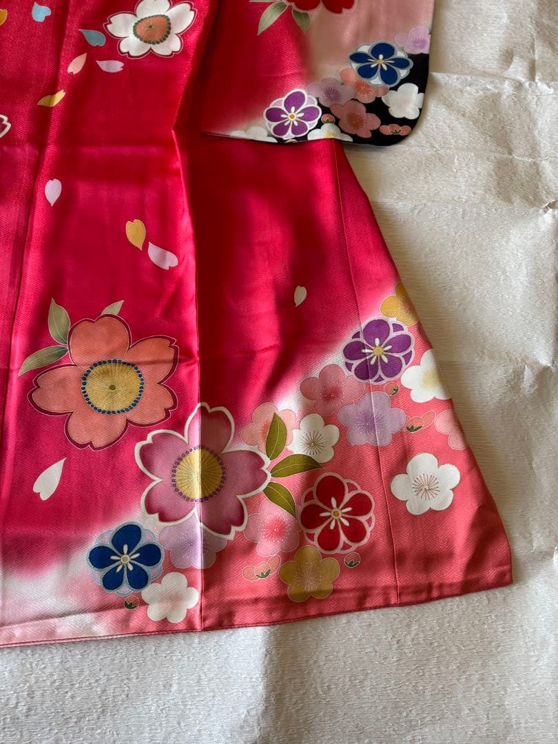 七五三に★正絹　七歳　四つ身　ピンク色に暈し染め　花尽くし　手描き友禅